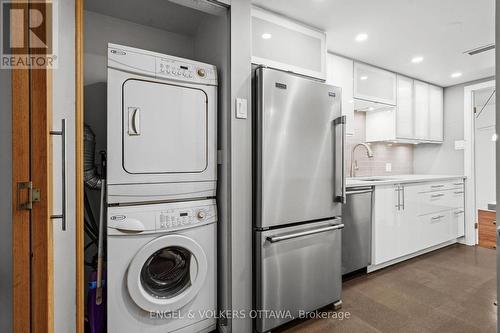 103 - 295 Gilmour Street, Ottawa, ON - Indoor Photo Showing Laundry Room