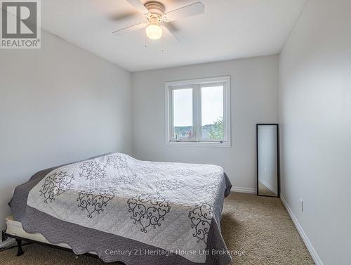 702 Frontenac Crescent, Woodstock (Woodstock - South), ON - Indoor Photo Showing Bedroom
