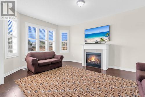 637 Armstrong Road, Shelburne, ON - Indoor Photo Showing Living Room With Fireplace