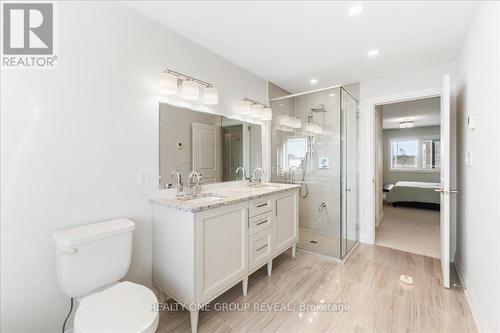 1054 Rippingale Trail, Peterborough, ON - Indoor Photo Showing Bathroom