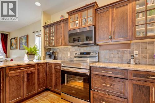 Made with quality materials - 393 Mccarren Avenue, Kelowna, BC - Indoor Photo Showing Kitchen