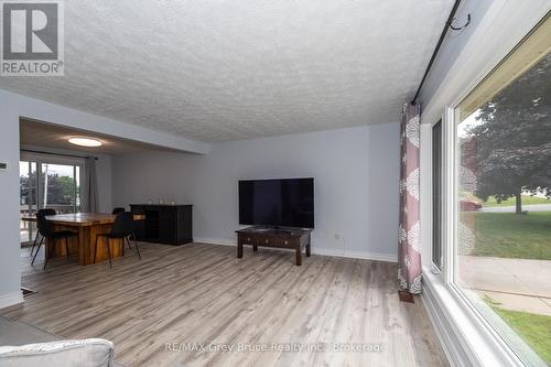 260 8Th A Avenue E, Owen Sound, ON - Indoor