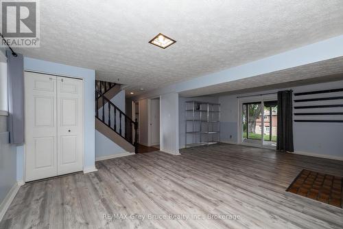 260 8Th A Avenue E, Owen Sound, ON - Indoor Photo Showing Other Room