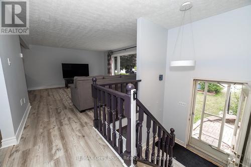 260 8Th A Avenue E, Owen Sound, ON - Indoor Photo Showing Other Room