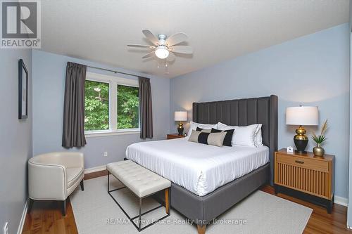260 8Th A Avenue E, Owen Sound, ON - Indoor Photo Showing Bedroom