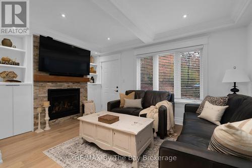 206 Centennial Drive, Midland, ON - Indoor Photo Showing Living Room With Fireplace