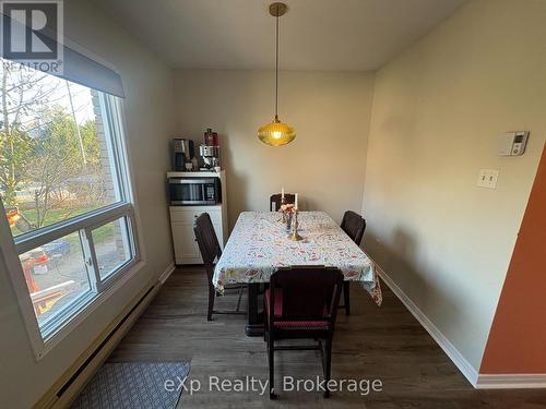 155 Bricker Street, Saugeen Shores, ON - Indoor Photo Showing Dining Room