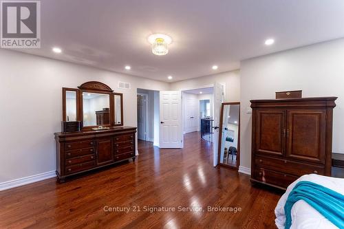 5580 Millbrook Lane, Mississauga, ON - Indoor Photo Showing Other Room