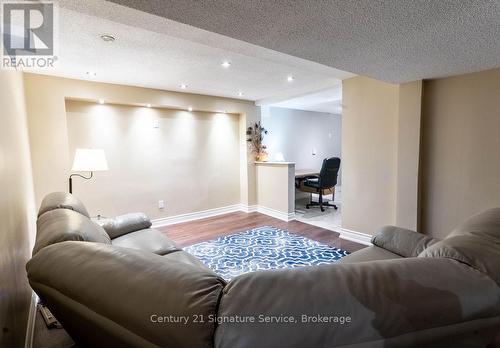 5580 Millbrook Lane, Mississauga, ON - Indoor Photo Showing Other Room