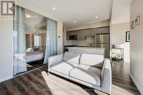 1015 - 15 Queen Street S, Hamilton, ON - Indoor