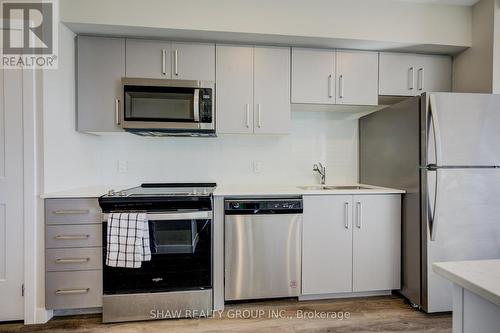 1015 - 15 Queen Street S, Hamilton, ON - Indoor Photo Showing Kitchen With Double Sink