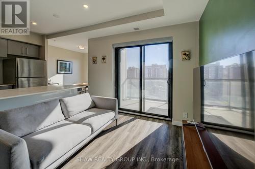 1015 - 15 Queen Street S, Hamilton, ON - Indoor