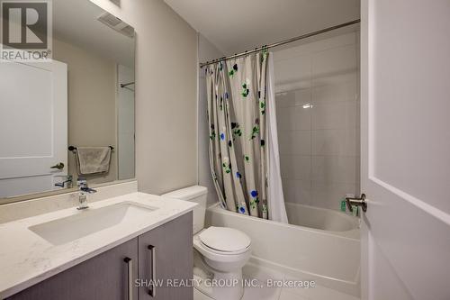 1015 - 15 Queen Street S, Hamilton, ON - Indoor Photo Showing Bathroom