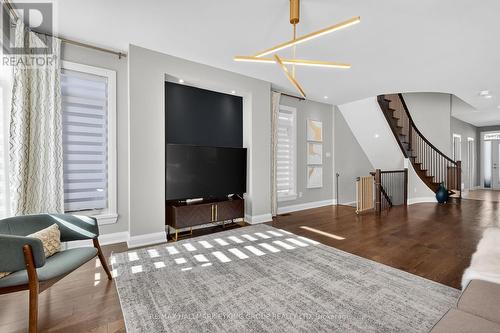 251 Joshua Street, Ottawa, ON - Indoor Photo Showing Other Room