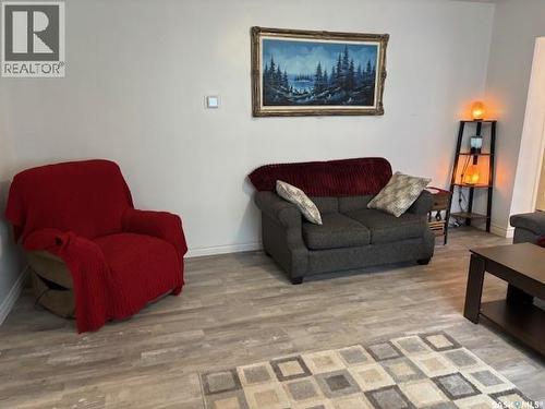 224 3Rd Avenue W, Canora, SK - Indoor Photo Showing Living Room