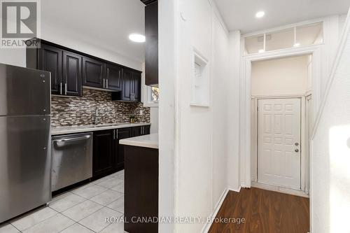 106 - 475 Bramalea Road, Brampton, ON - Indoor Photo Showing Kitchen