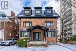 3 - 67 OAKMOUNT ROAD  Toronto, ON M6P 2M3