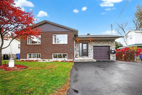 3215 Rue de Mayfair  Longueuil (Saint-Hubert), QC J3Y 5P1