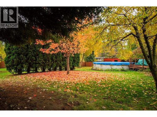 8329 Highway 3B, Trail, BC - Outdoor