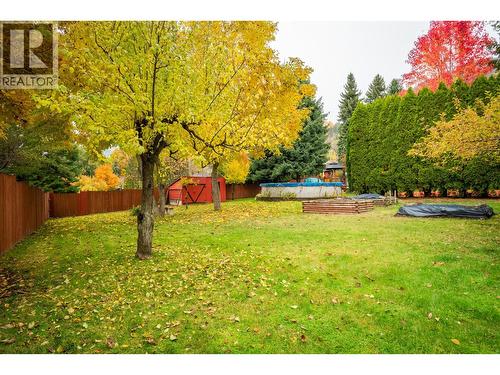 8329 Highway 3B, Trail, BC - Outdoor With Backyard