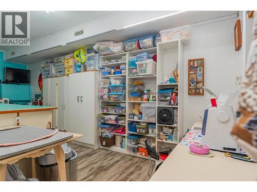 8329 Highway 3B, Trail, BC - Indoor Photo Showing Other Room