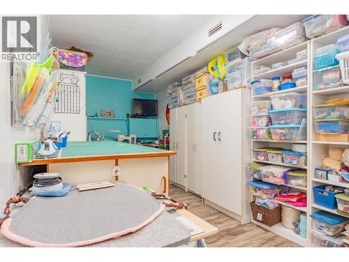 8329 Highway 3B, Trail, BC - Indoor