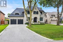 57 MEADOWBANK ROAD  Toronto, ON M9B 5C7
