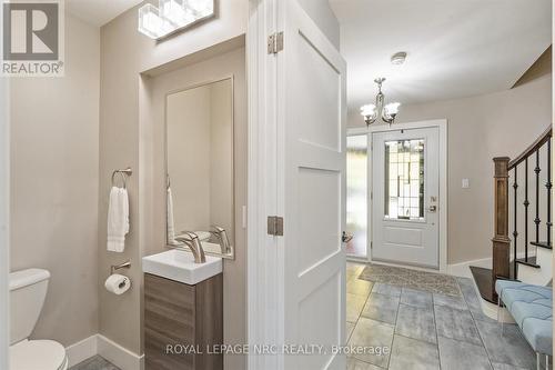16 Briarfield Crescent, St. Catharines (Glendale/Glenridge), ON - Indoor Photo Showing Bathroom
