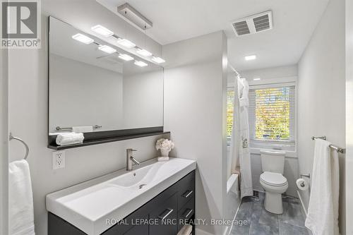 16 Briarfield Crescent, St. Catharines (Glendale/Glenridge), ON - Indoor Photo Showing Bathroom