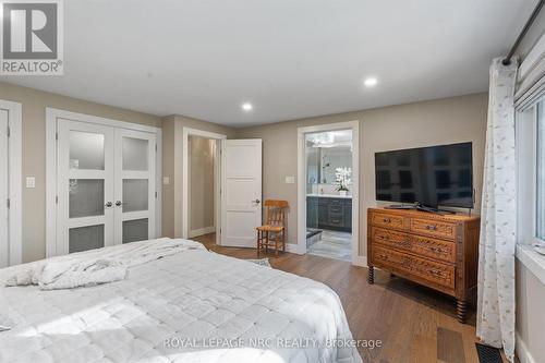 16 Briarfield Crescent, St. Catharines (Glendale/Glenridge), ON - Indoor Photo Showing Bedroom