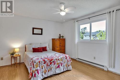 201 - 2406 Mountland Drive, Peterborough (Monaghan Ward 2), ON - Indoor Photo Showing Bedroom