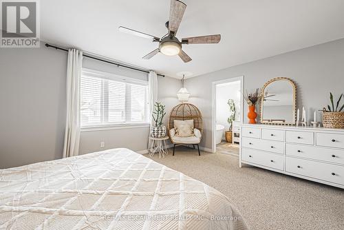 8 Matteo Trail, Hamilton, ON - Indoor Photo Showing Bedroom