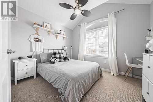 8 Matteo Trail, Hamilton, ON - Indoor Photo Showing Bedroom