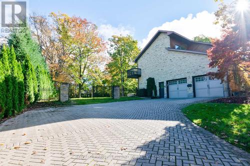 700 Westmount Hills Drive, London South (South C), ON - Outdoor