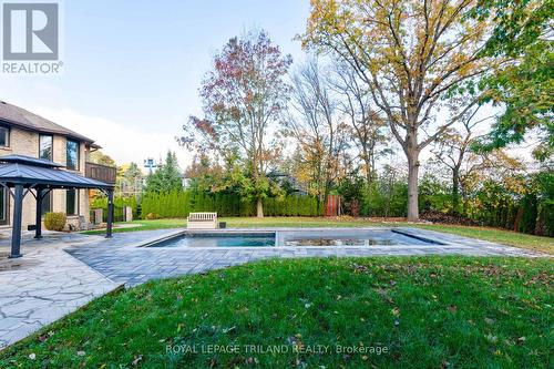 700 Westmount Hills Drive, London South (South C), ON - Outdoor With In Ground Pool With Backyard