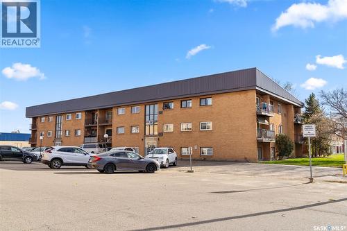 22 4341 Rae Street, Regina, SK - Outdoor With Balcony