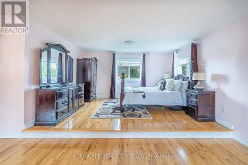 3721 Trelawny Circle, Mississauga, ON - Indoor