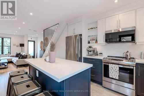 18 Milton Street, Toronto, ON - Indoor Photo Showing Kitchen With Stainless Steel Kitchen With Upgraded Kitchen