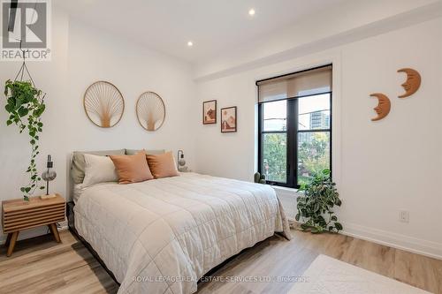 18 Milton Street, Toronto, ON - Indoor Photo Showing Bedroom