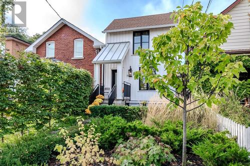 18 Milton Street, Toronto, ON - Outdoor