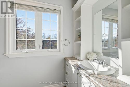 719 Daintry Crescent, Cobourg, ON - Indoor Photo Showing Bathroom