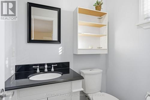 719 Daintry Crescent, Cobourg, ON - Indoor Photo Showing Bathroom