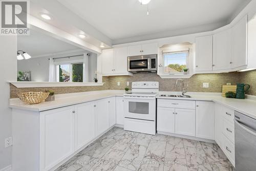 719 Daintry Crescent, Cobourg, ON - Indoor Photo Showing Kitchen
