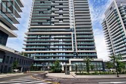 503 - 95 ONEIDA CRESCENT  Richmond Hill, ON L4B 0H5