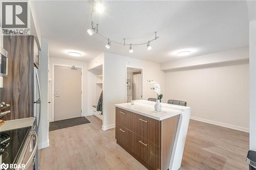 1119 Cooke Blvd Boulevard Unit# B327, Burlington, ON - Indoor