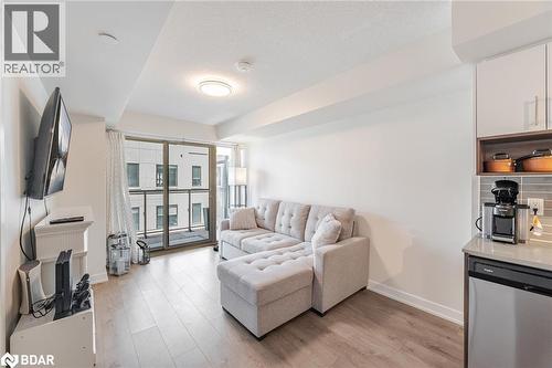 1119 Cooke Blvd Boulevard Unit# B327, Burlington, ON - Indoor