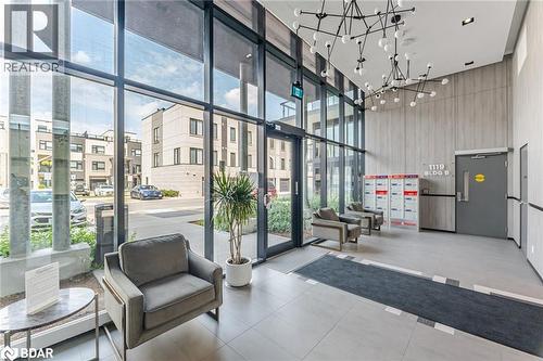 1119 Cooke Blvd Boulevard Unit# B327, Burlington, ON - Indoor Photo Showing Other Room