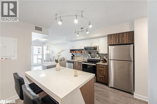 1119 Cooke Blvd Boulevard Unit# B327, Burlington, ON - Indoor Photo Showing Kitchen With Stainless Steel Kitchen
