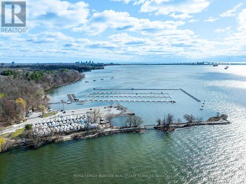 800 Lasalle Park Road, Burlington, ON 