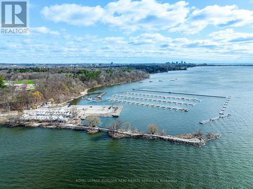 800 Lasalle Park Road, Burlington, ON 